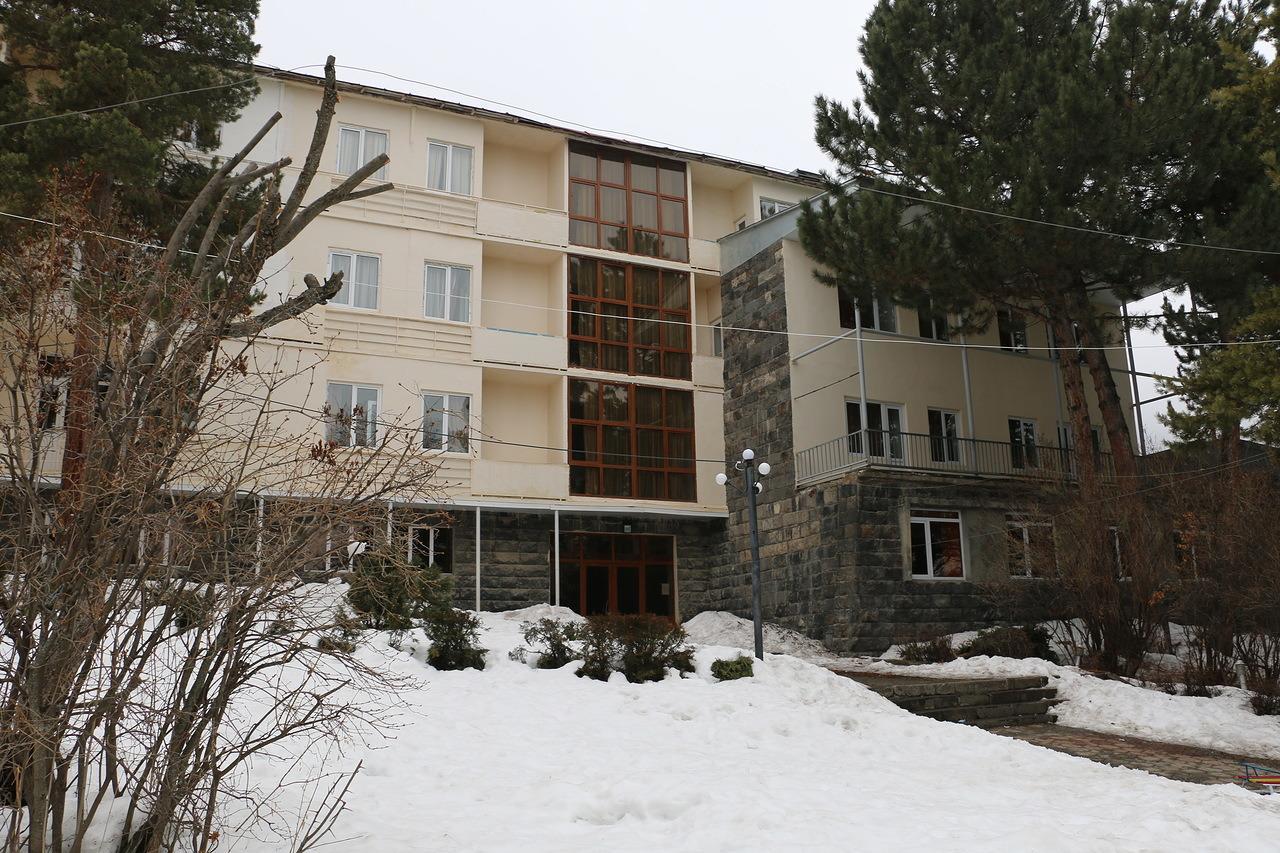 Ripa Hotell Tsaghkadzor Eksteriør bilde